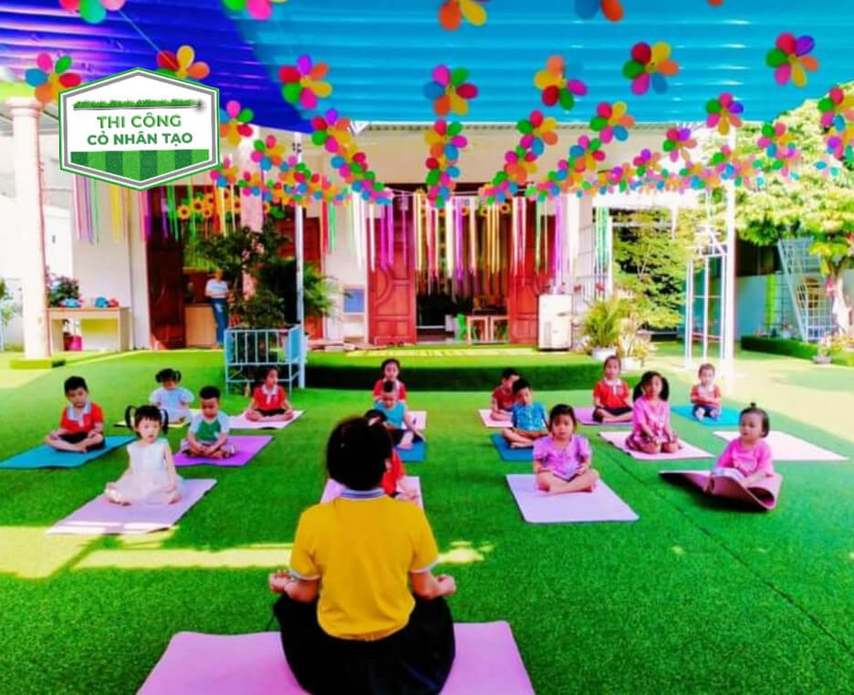 Cỏ nhân tạo dành cho khu vui chơi mang lại nhiều ưu điểm