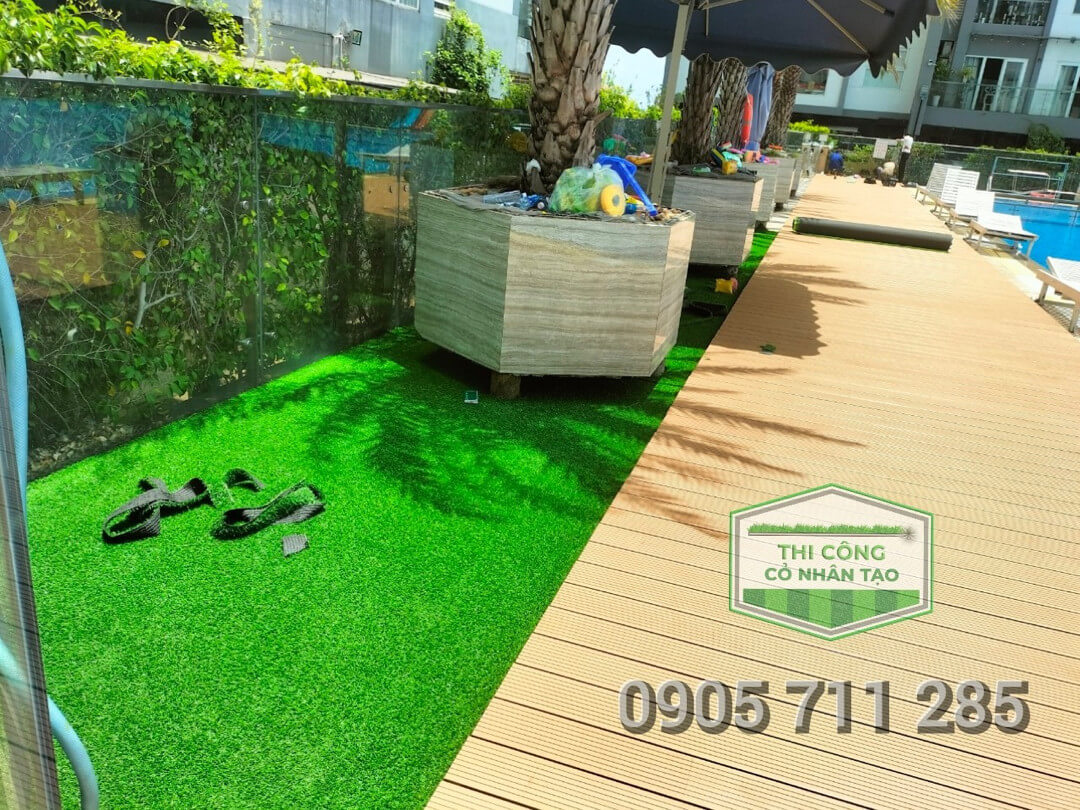 Cỏ nhân tạo có nhiều đặc điểm nổi bật làm nên sự ưa chuộng